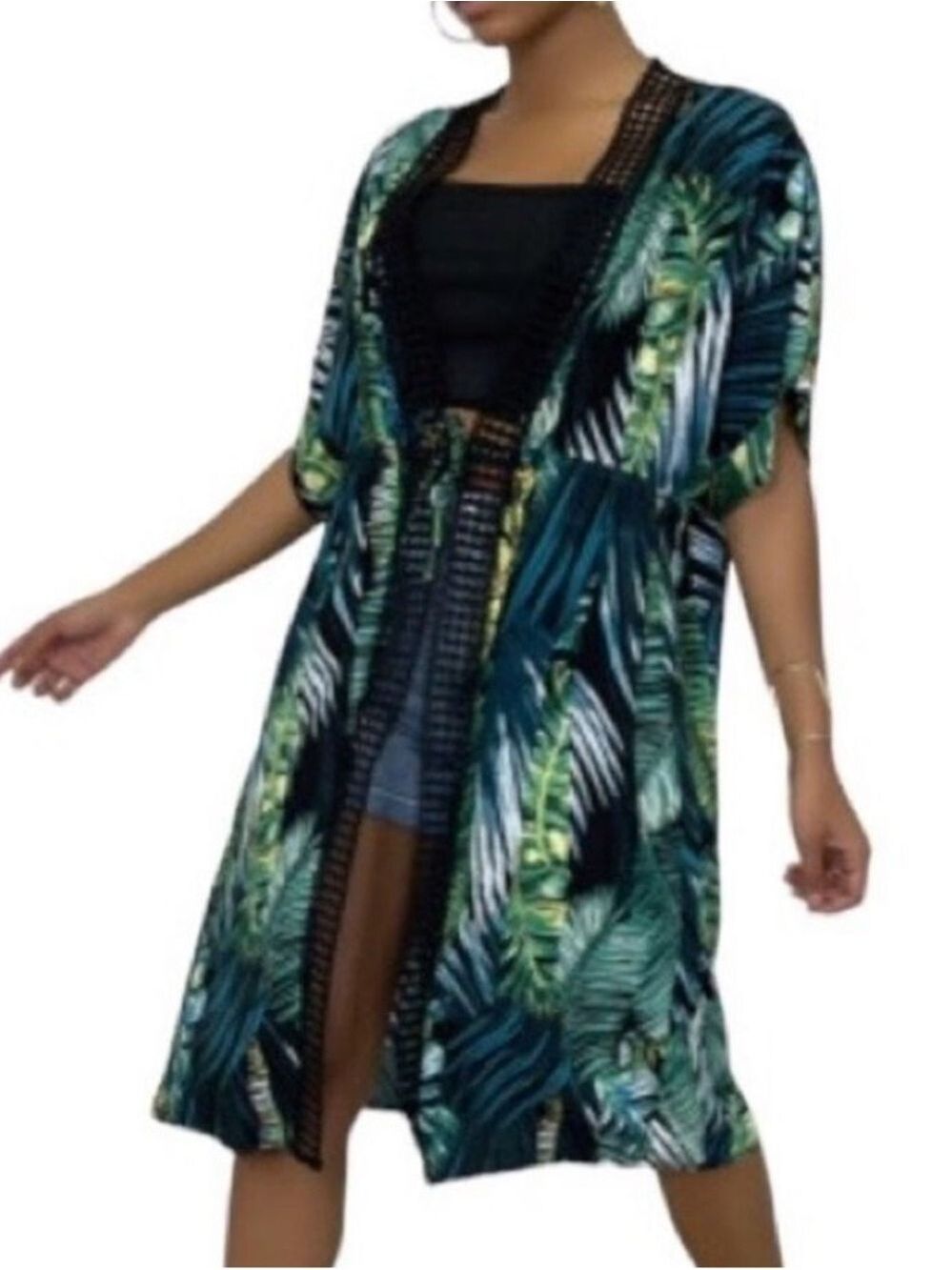 Bisou’s Project Mid-Length Green Kimono With Lace Trim And Palm Tree Print Small